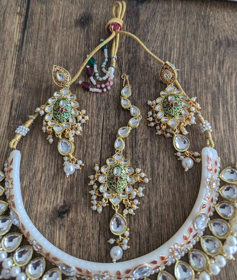 Ethereal Red Rajwadi Kundan Necklace Set, photo 3