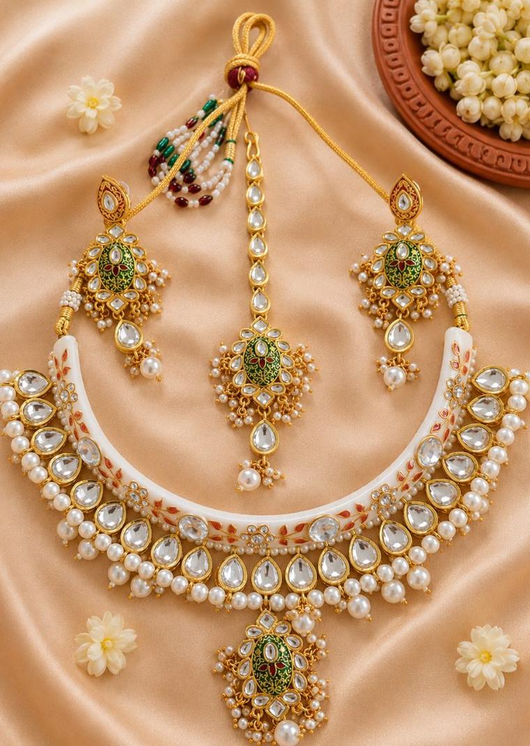 Ethereal Red Rajwadi Kundan Necklace Set